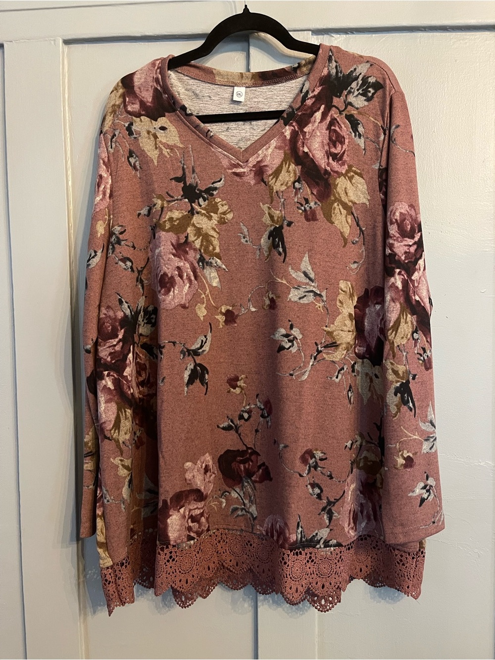 Floral V-Neck Lace Hem Women's Sweater Top - Dusty Rose